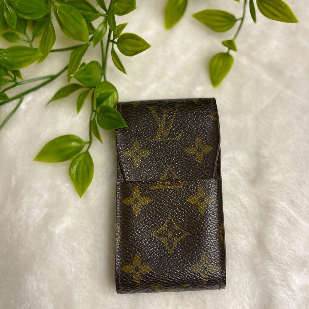 LV Louis Vuitton monogram Flip Cigarette/ Cosmetic/ chap stick/ lip stick pouch